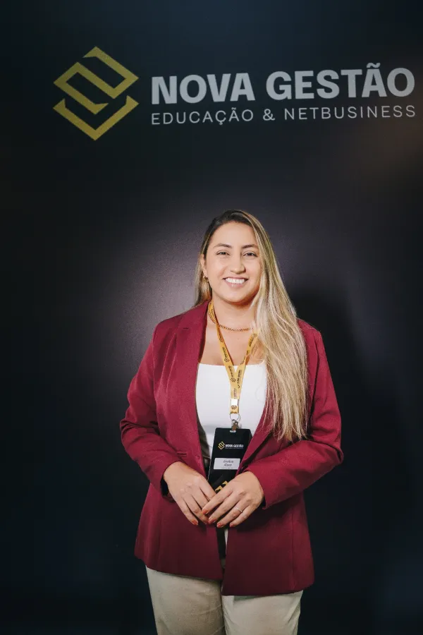 Empresária sorridente no Sprint
